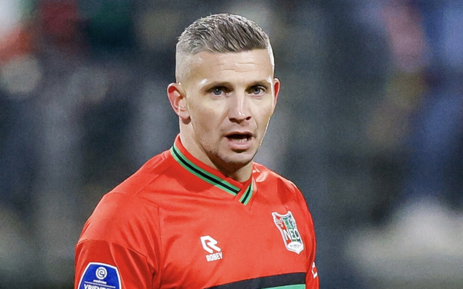 对此进行深 对此进行深